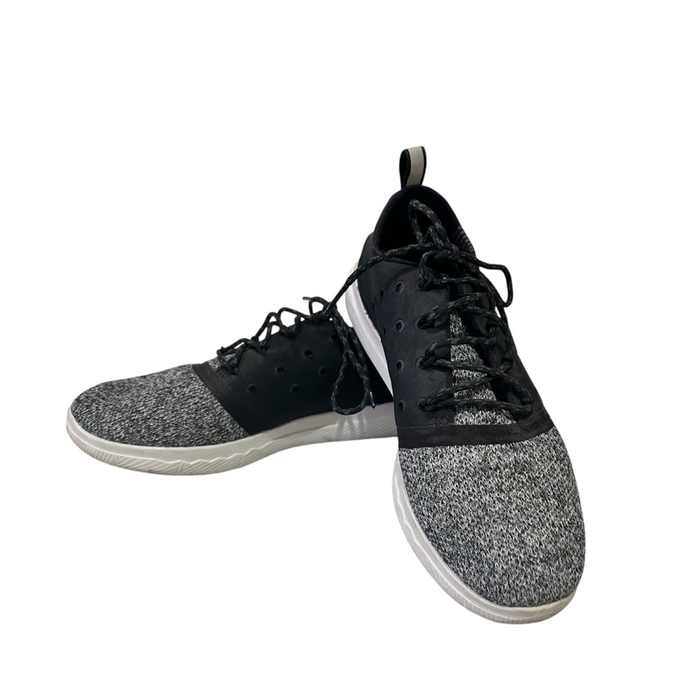 Under armour charged 24/7 sneaker size 7.5